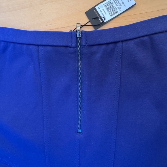 NWT BCBG Max Azria Blue Jersey Knit A-Line Camber Skirt Sz. - Picture 8 of 9